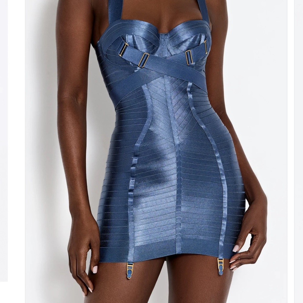 Syra Angela Bordelle Elegant Blue Bandage Dress - NWT Size LL